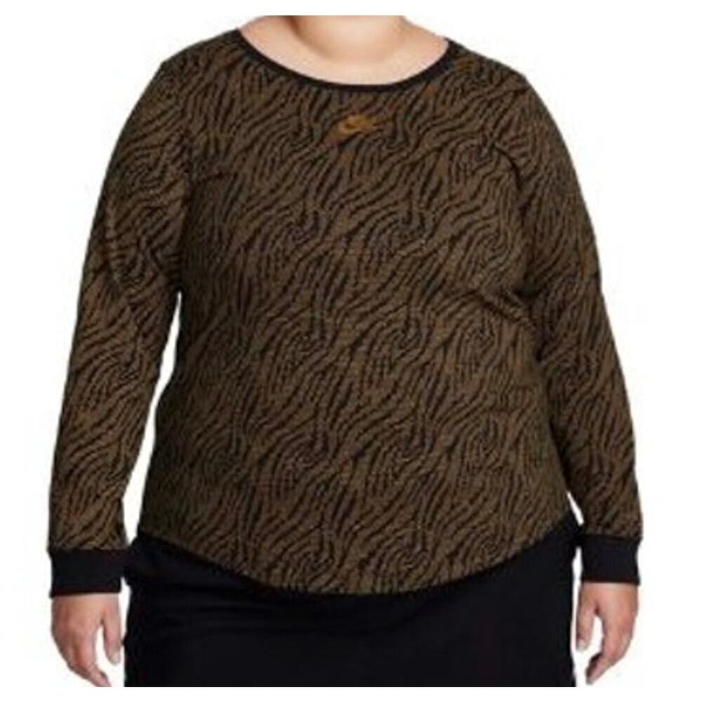 Nike Plus Women’s 3X Sportswear Essentials Long-Sleeve Top